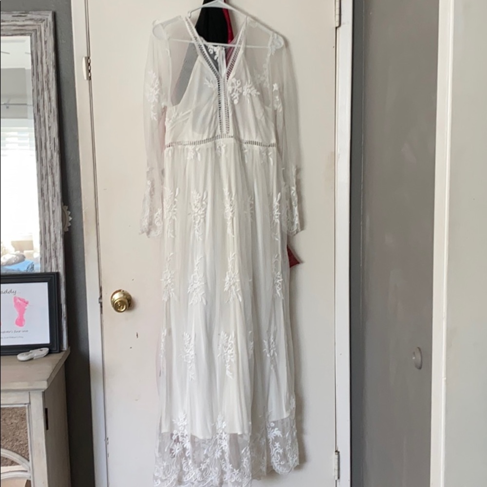 Brand New size Md dress